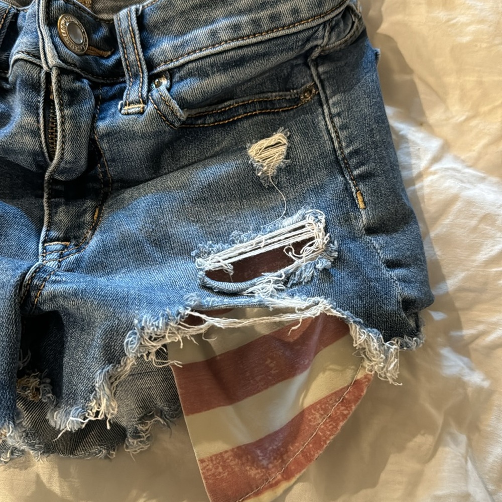 American Eagle Hi-Rise Shortie Stars and Stripes Cut-Off - Picture 4 of 7
